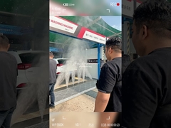 Benvenuto calorosamente cliente dall'Iran venire a visitare la nostra fabbrica!Lavatrice auto Kolon merita la vostra fiducia!