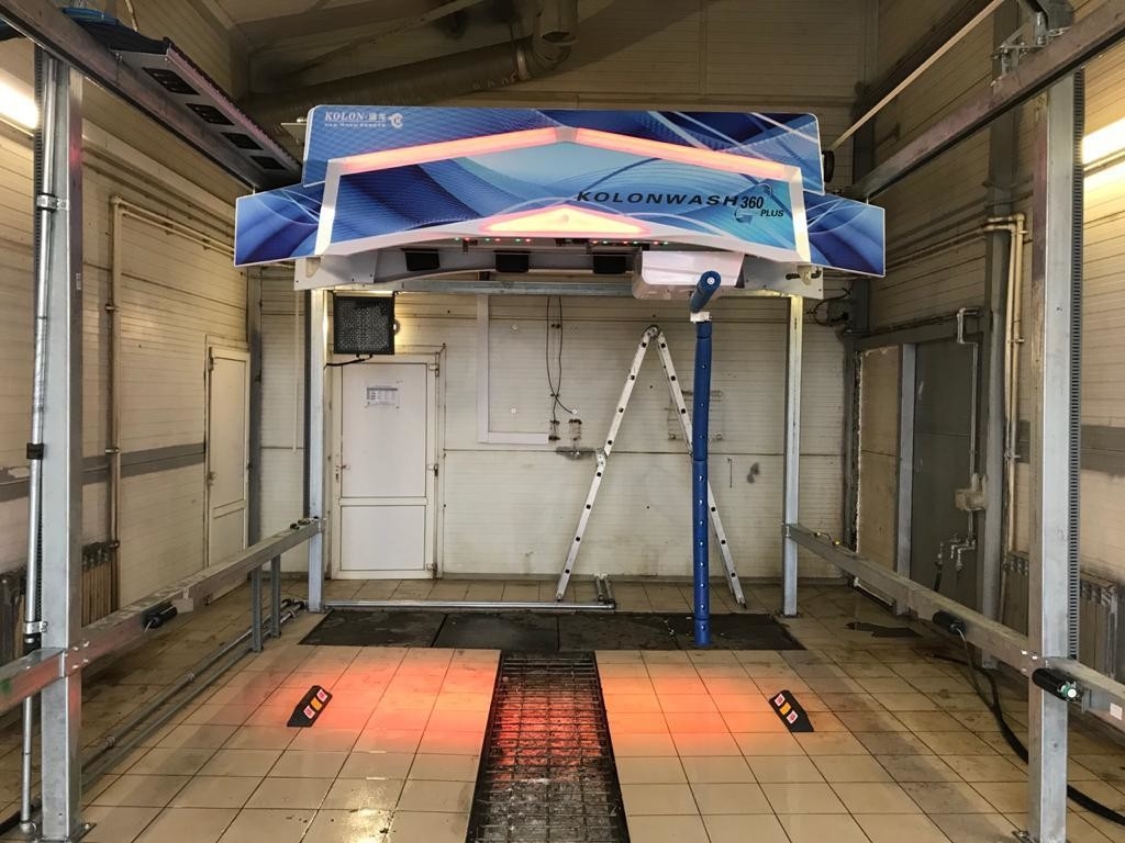 Lavatrice automatica a pressione senza contatto potenza 24,5 kW pressione dell'acqua regolabile Opzioni di pagamento multiple