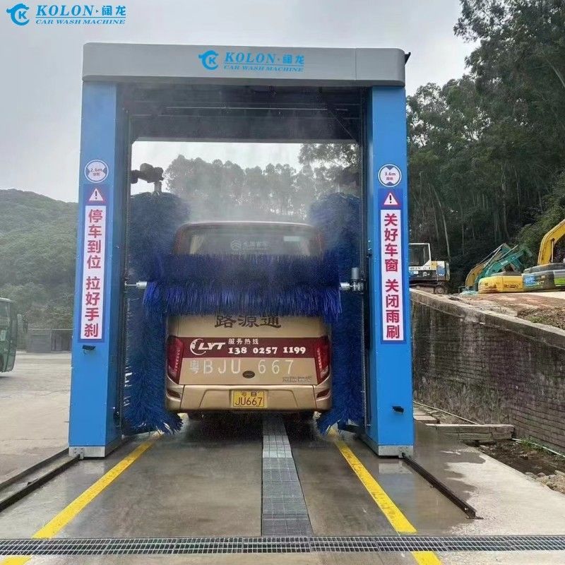 Kolon ha ottenuto risultati di pulizia senza pari con la nostra lavatrice da pullman di ultima generazione