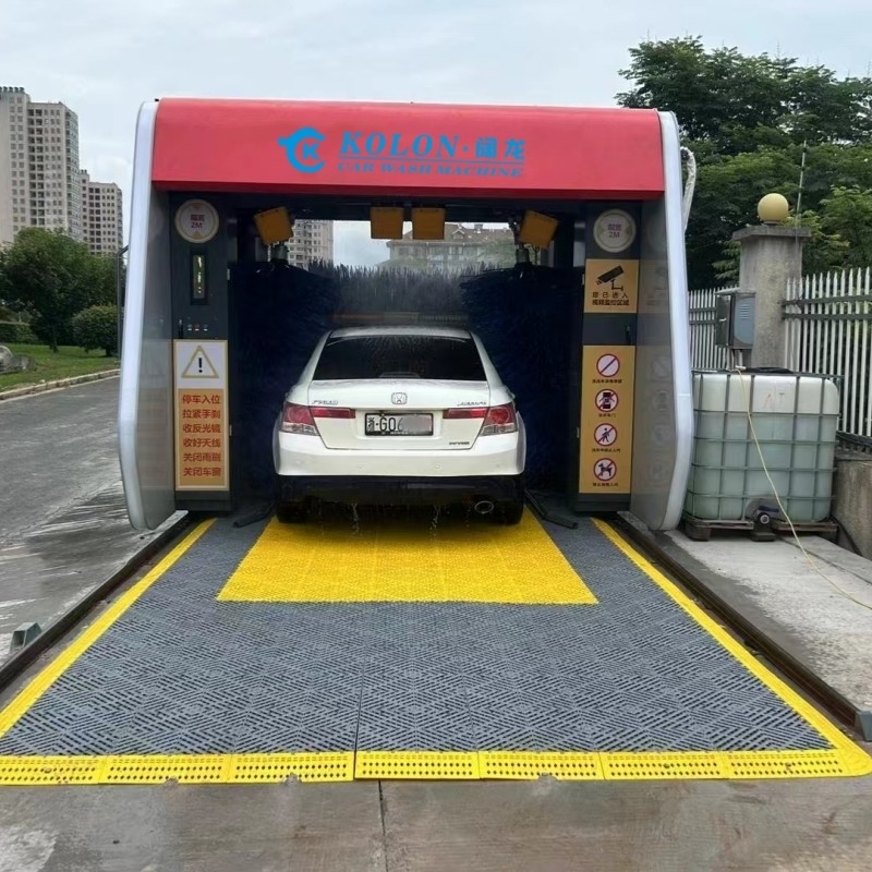 Sistema di spruzzatura di acqua in acciaio inossidabile Lavatrice di auto a rotazione Lavare 15 auto all'ora