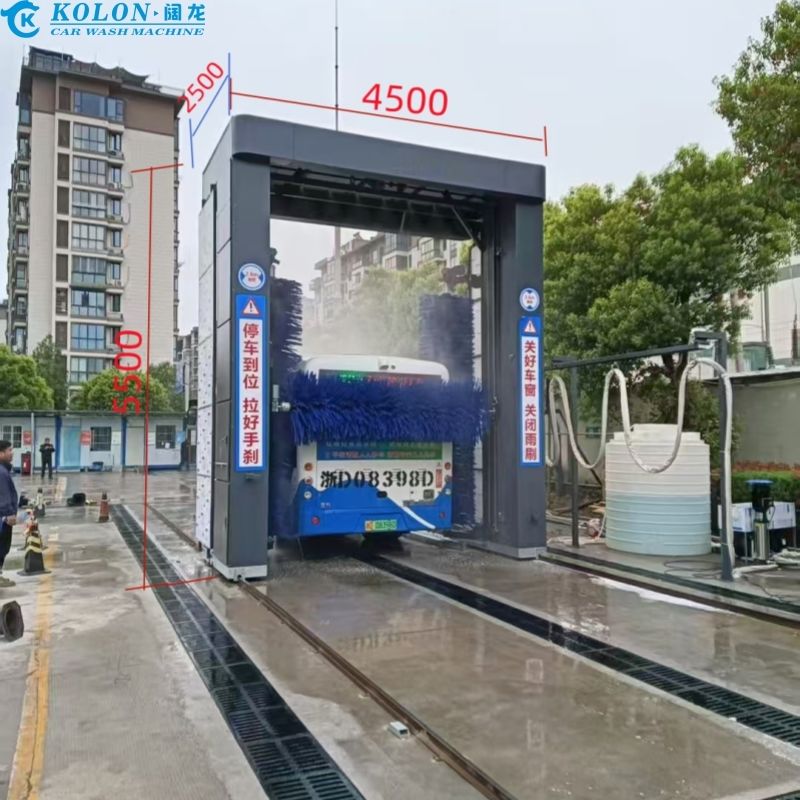 Kolon ha ottenuto risultati di pulizia senza pari con la nostra lavatrice da pullman di ultima generazione